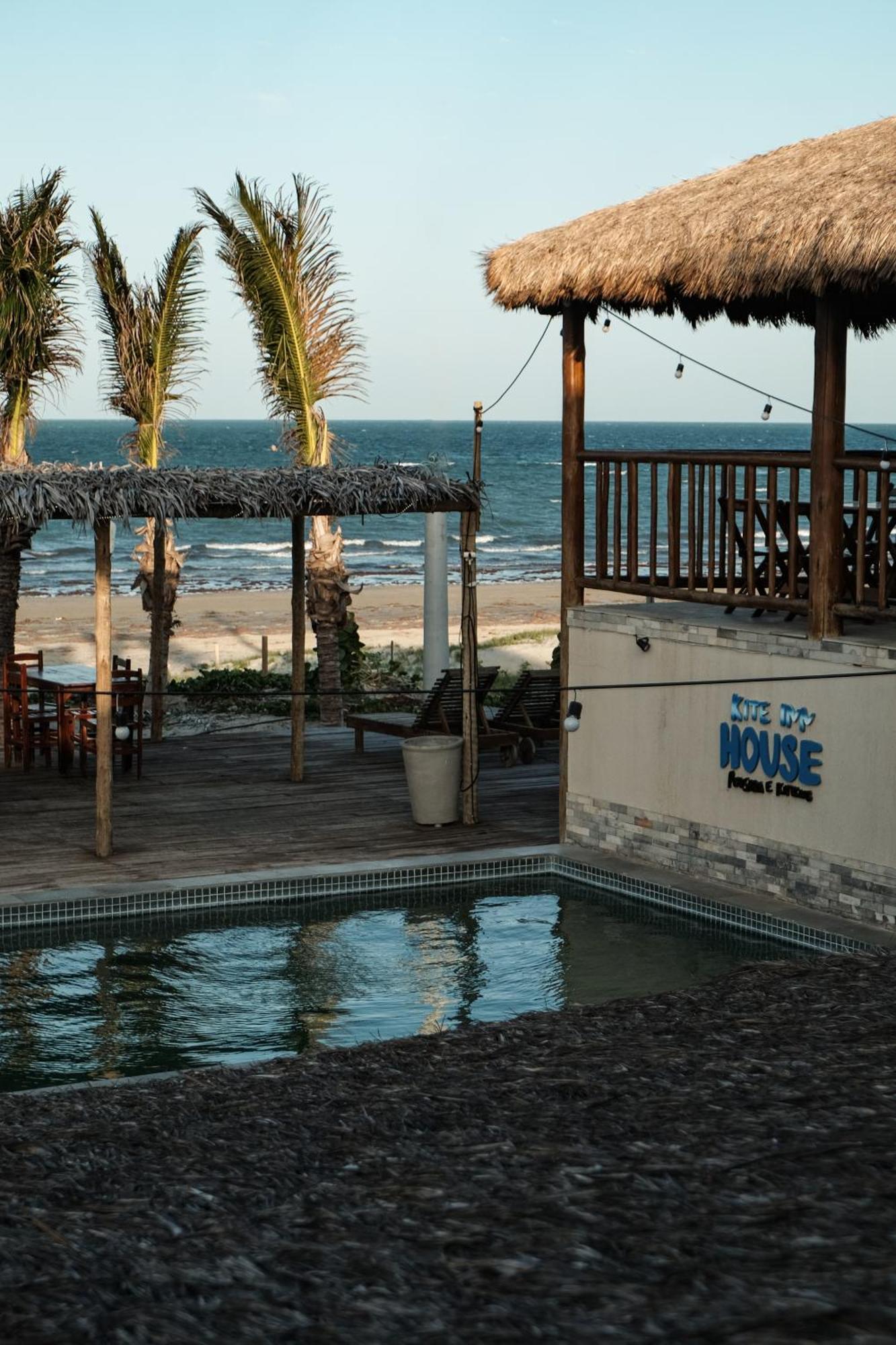 Seu Pedro Lounge Praia - Pousada E Kite Center Икапуи Экстерьер фото
