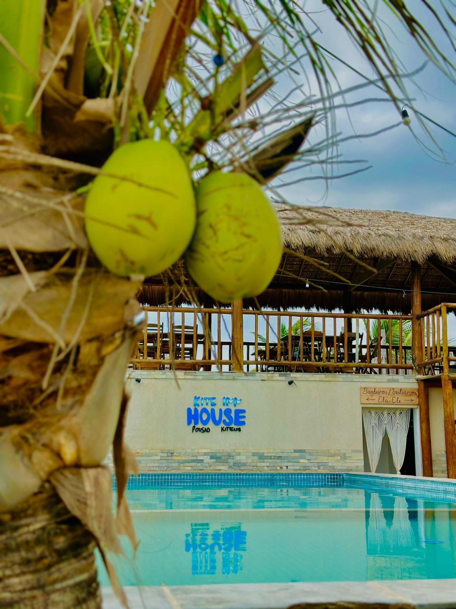 Seu Pedro Lounge Praia - Pousada E Kite Center Икапуи Экстерьер фото